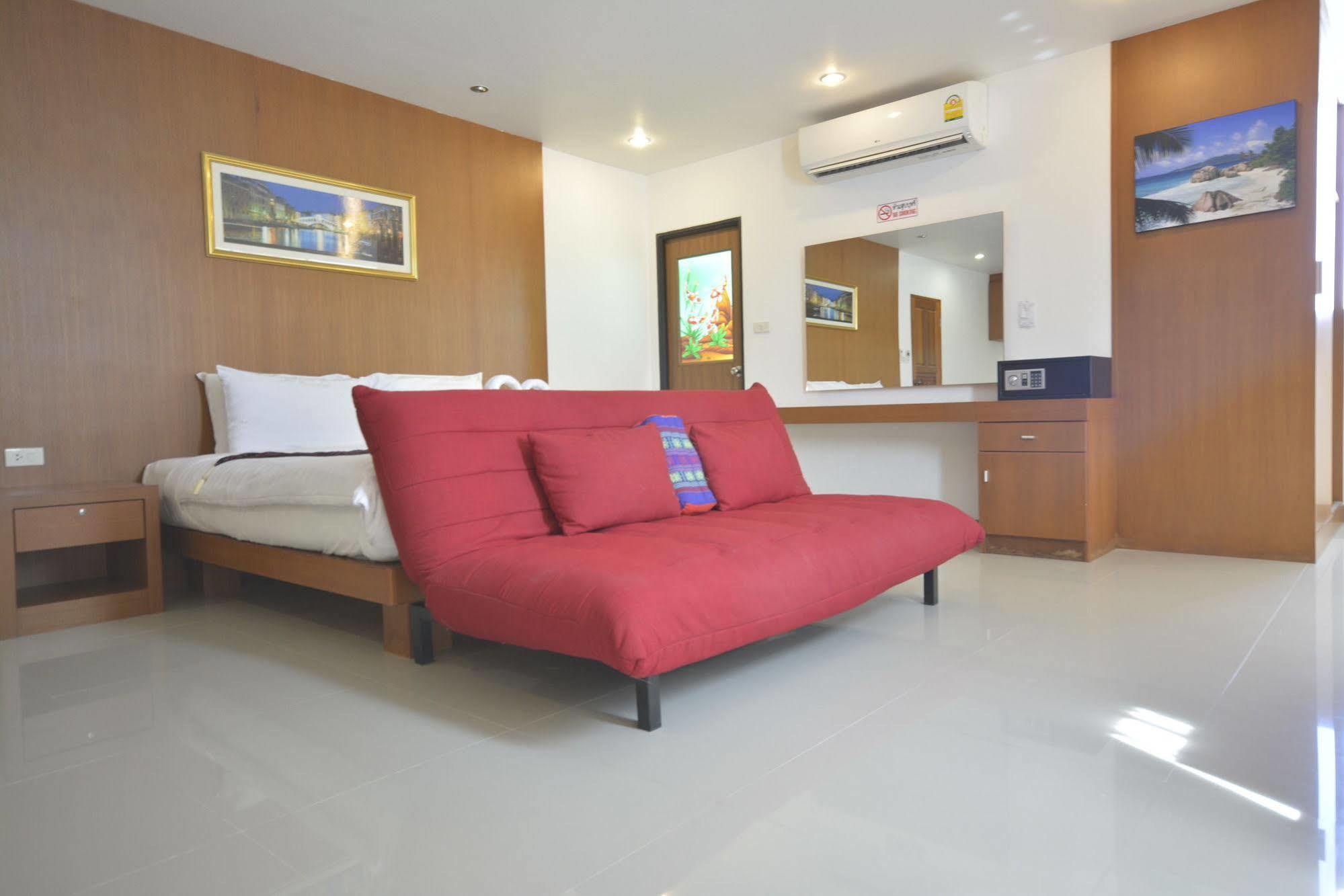 The Patong Center Hotel Εξωτερικό φωτογραφία