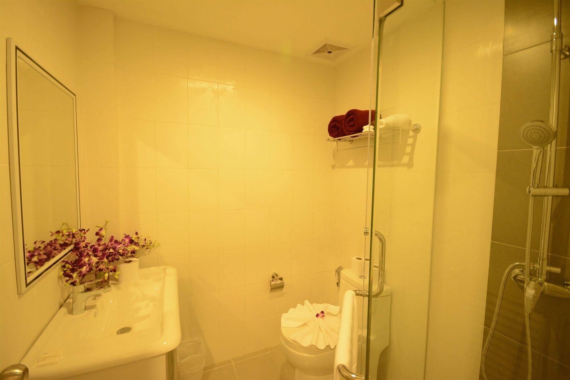 The Patong Center Hotel Εξωτερικό φωτογραφία