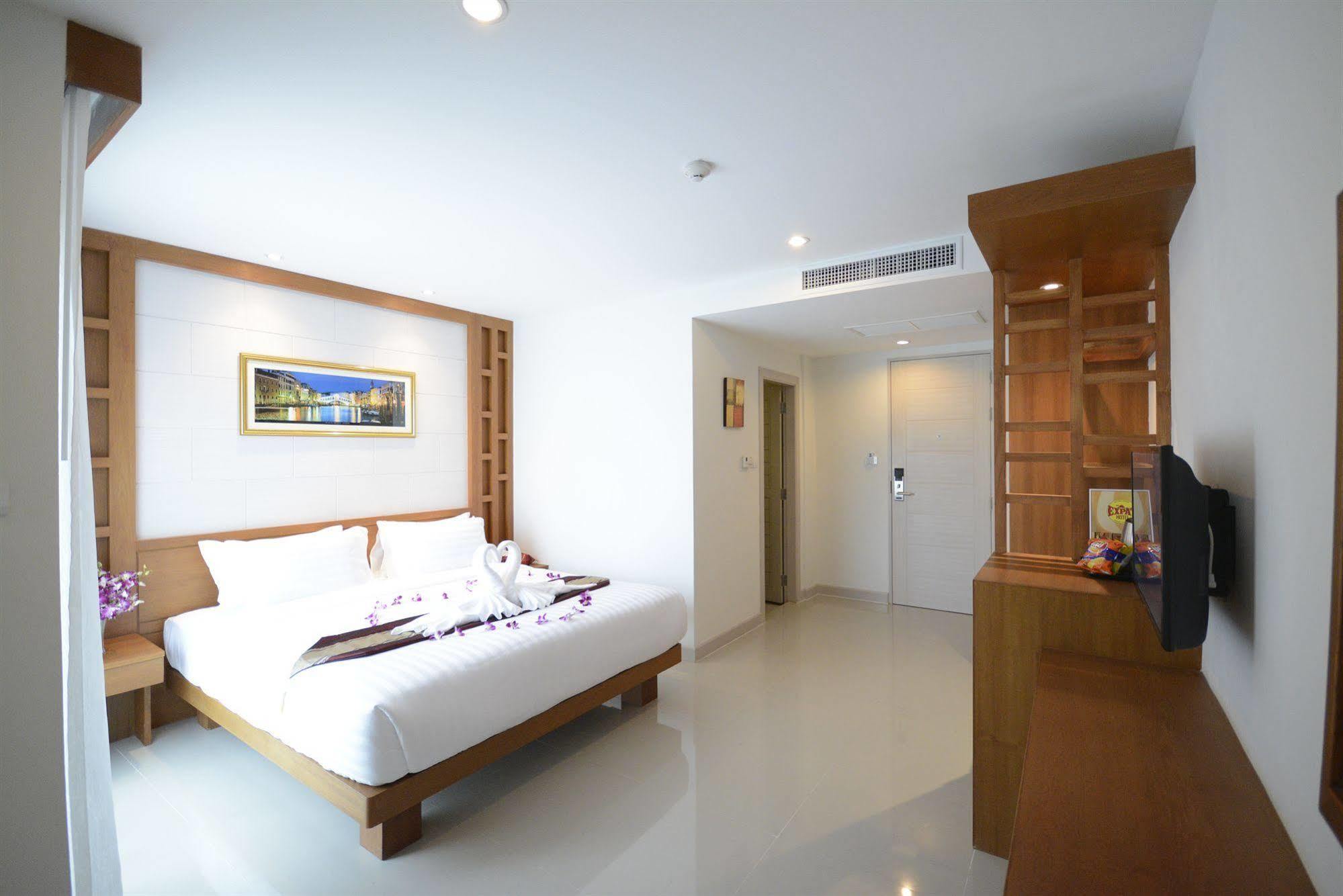 The Patong Center Hotel Εξωτερικό φωτογραφία