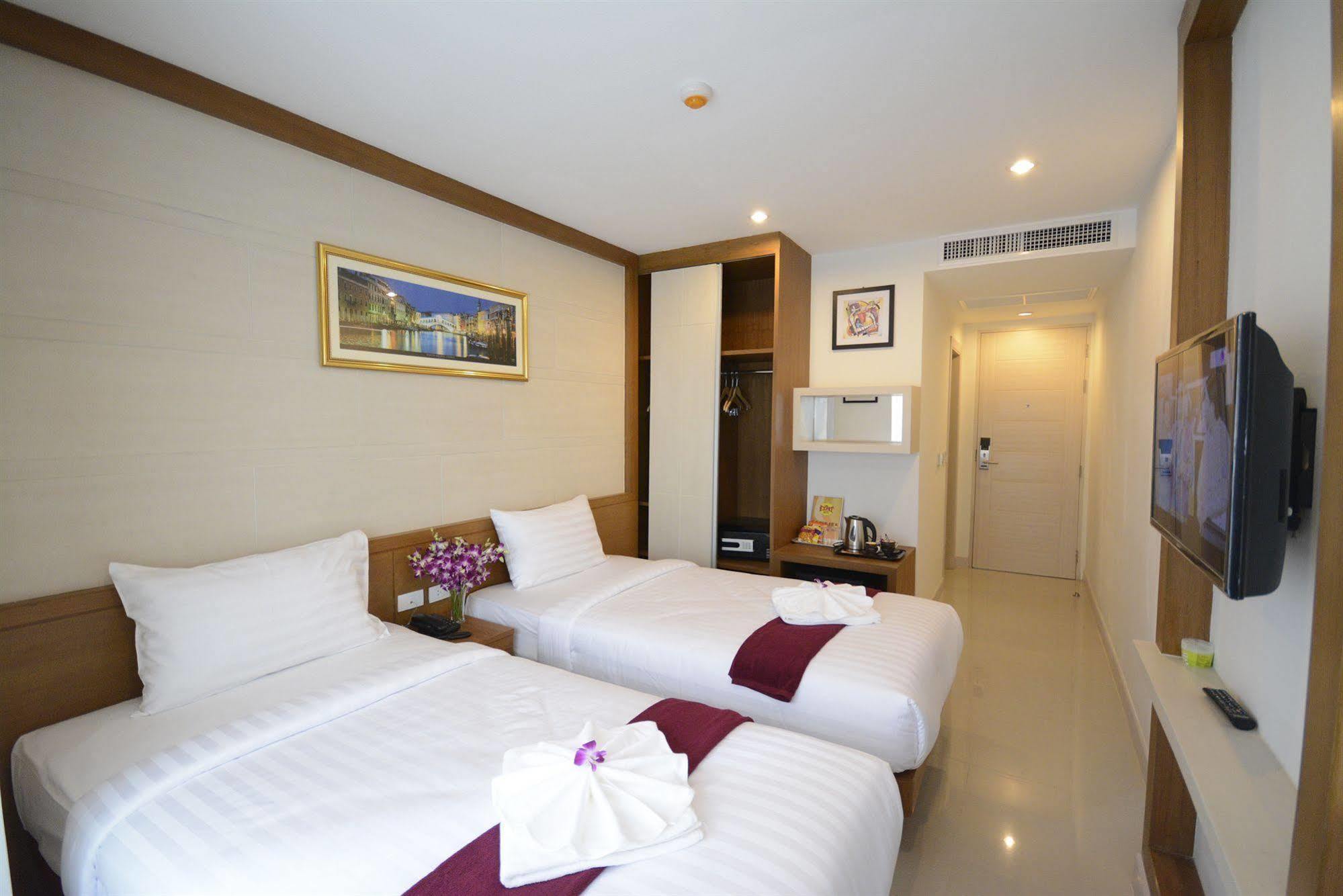 The Patong Center Hotel Εξωτερικό φωτογραφία