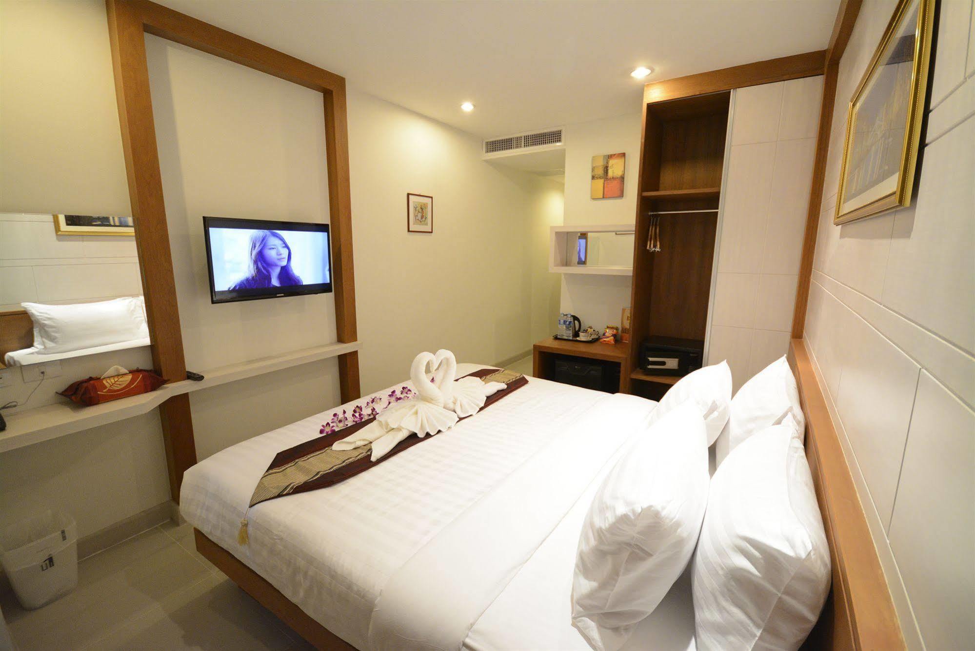 The Patong Center Hotel Εξωτερικό φωτογραφία