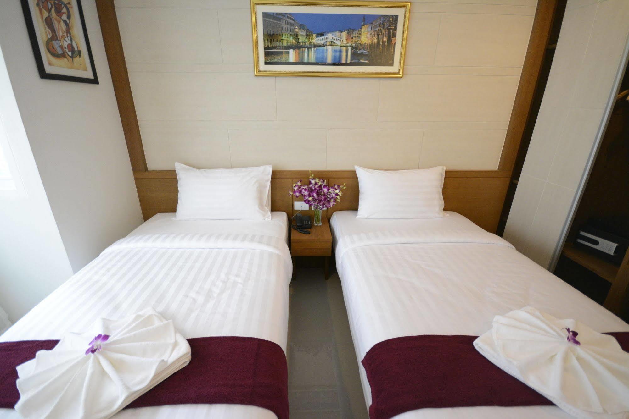 The Patong Center Hotel Εξωτερικό φωτογραφία
