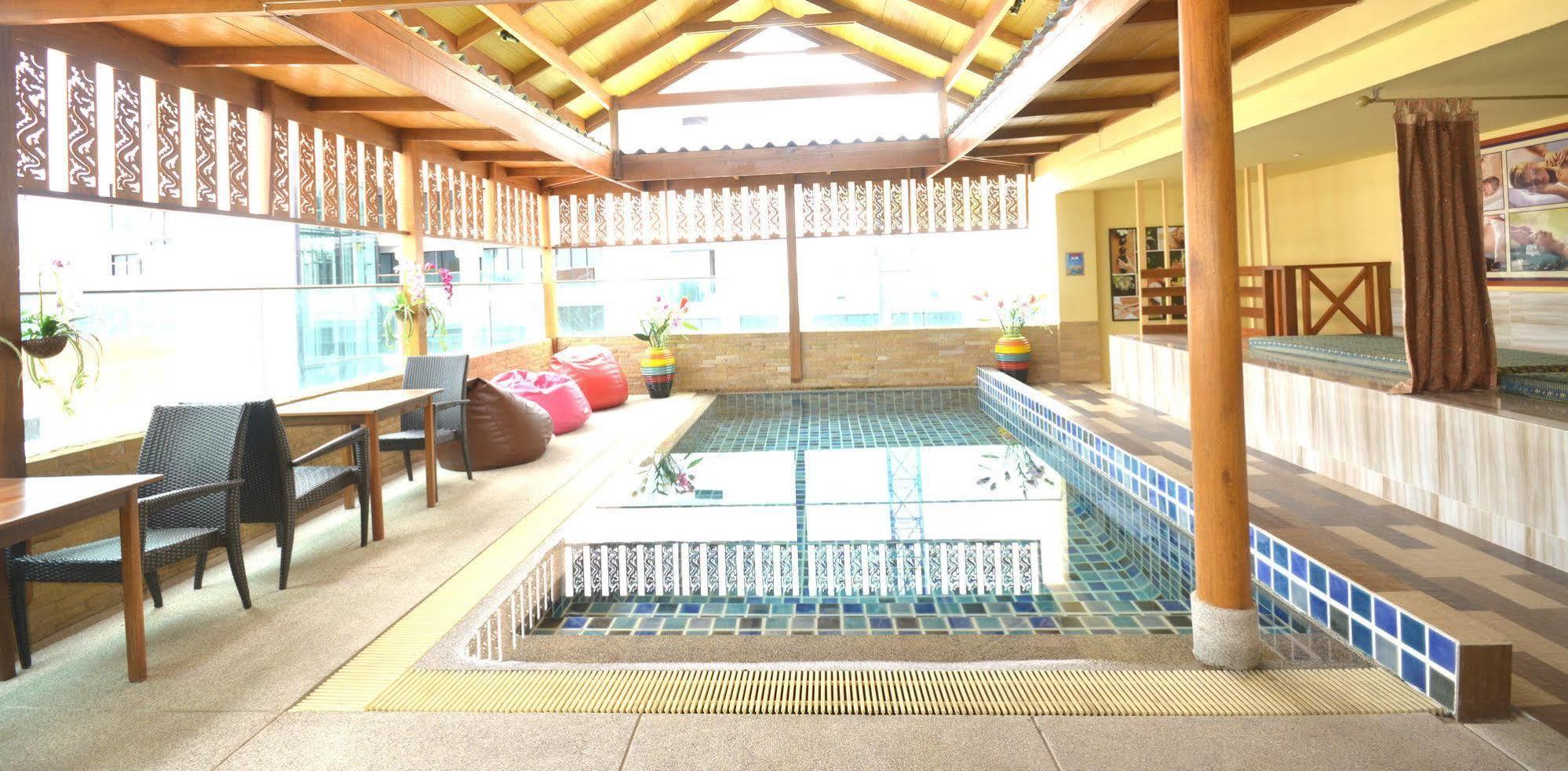 The Patong Center Hotel Εξωτερικό φωτογραφία